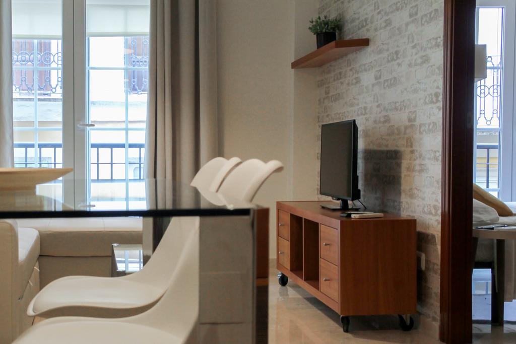 Apartamento Ulises Suite 2 Малага Екстер'єр фото