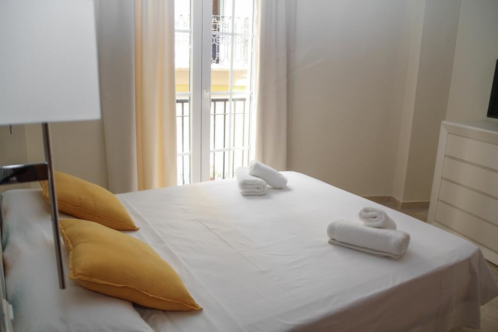 Apartamento Ulises Suite 2 Малага Екстер'єр фото