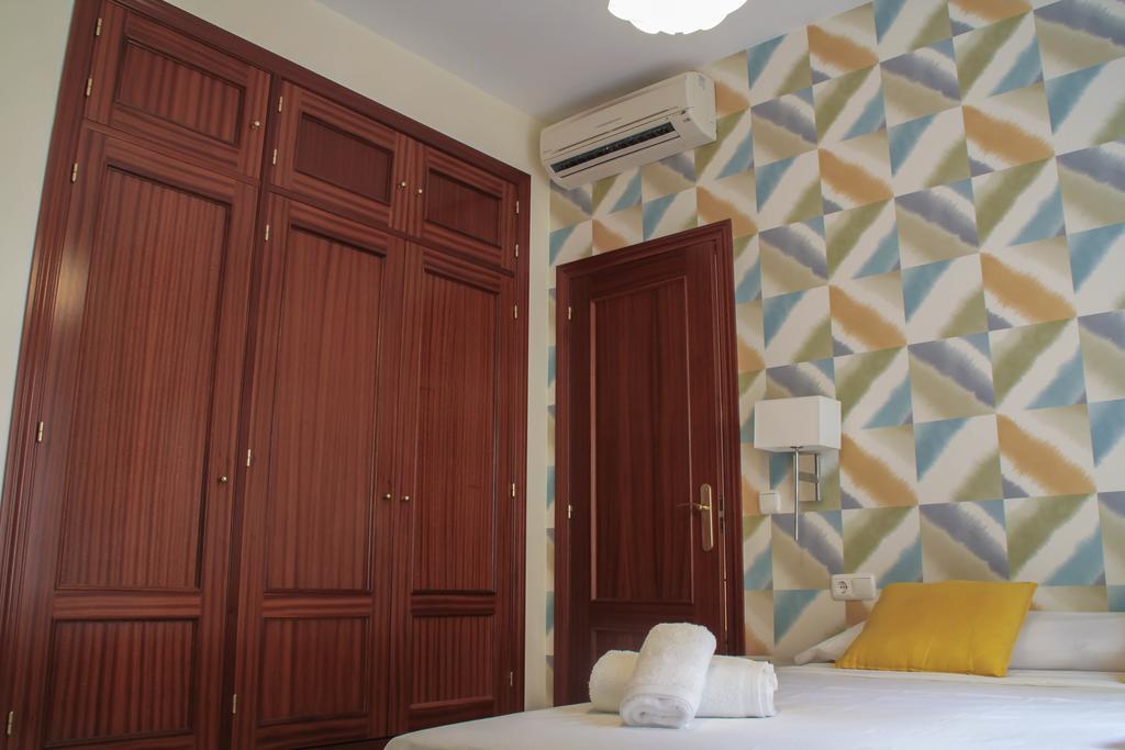 Apartamento Ulises Suite 2 Малага Екстер'єр фото